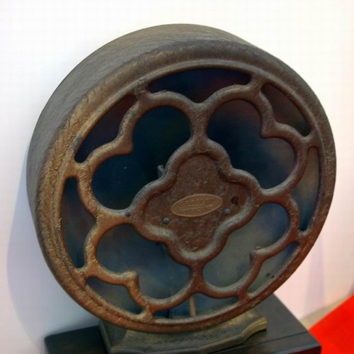mostralhascrittolaradio45
