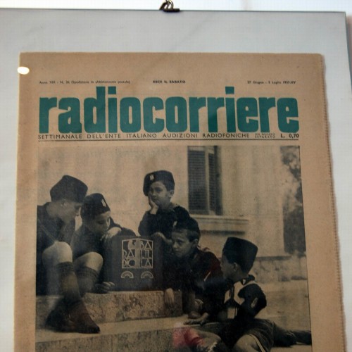 mostralhascrittolaradio84